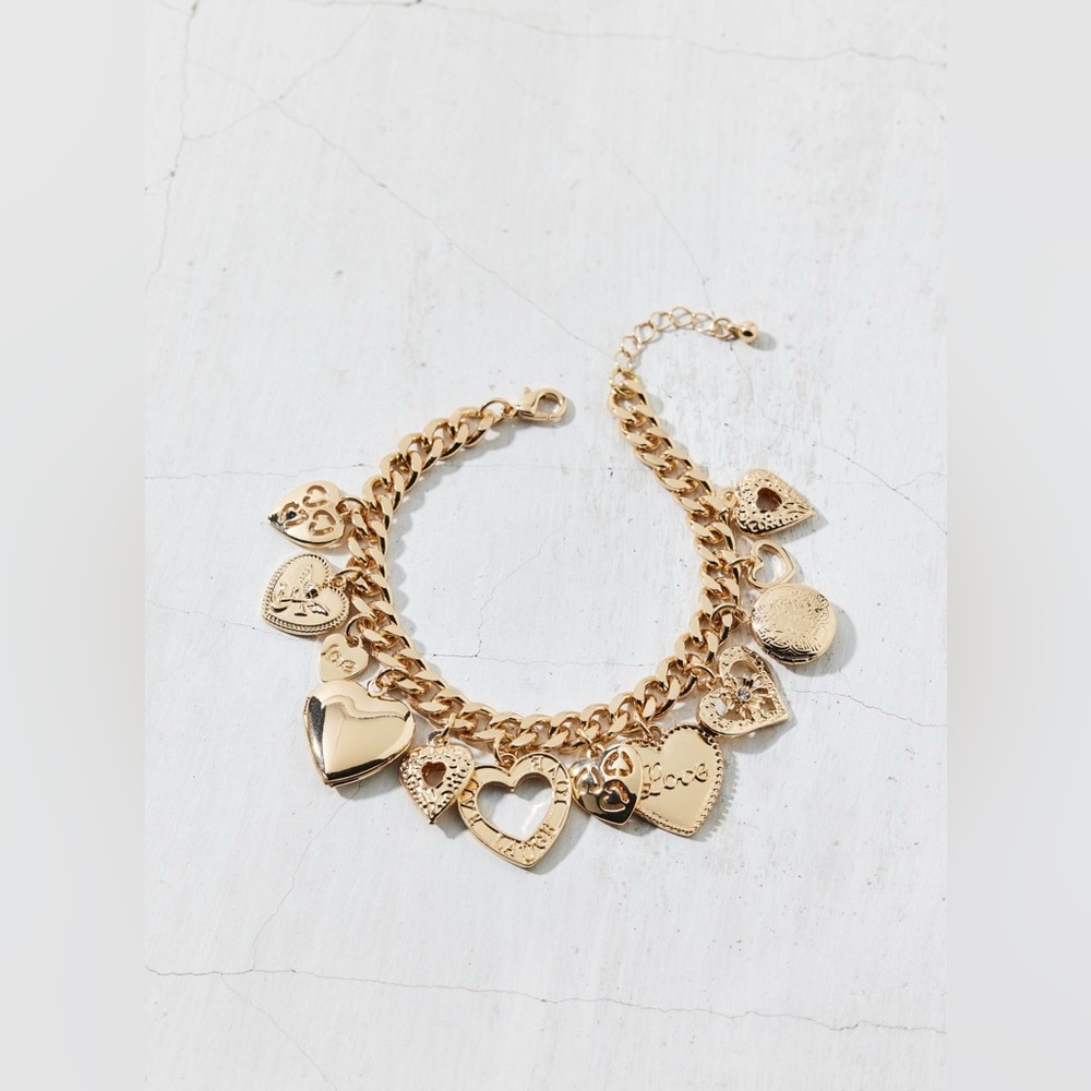 Urban Outfitters Gold Heart Charm Bracelet